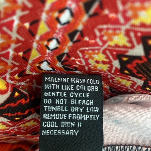 Danillio Boutique Red Orange Aztec Print Longsleeved Dress - Picture 8 of 10